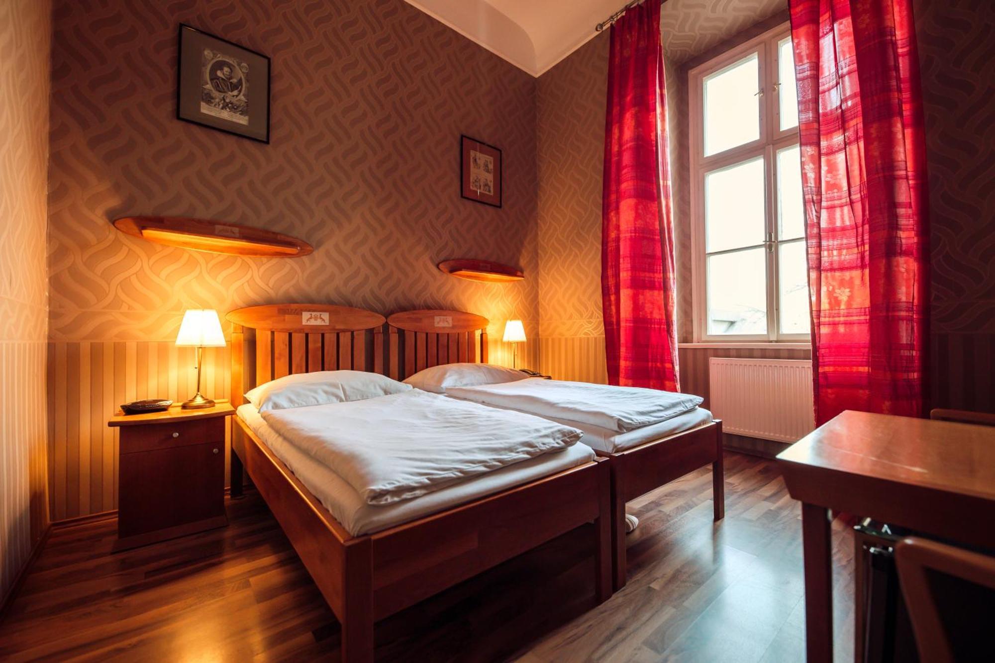 Hotel Kastiel Mojmirovce Luaran gambar